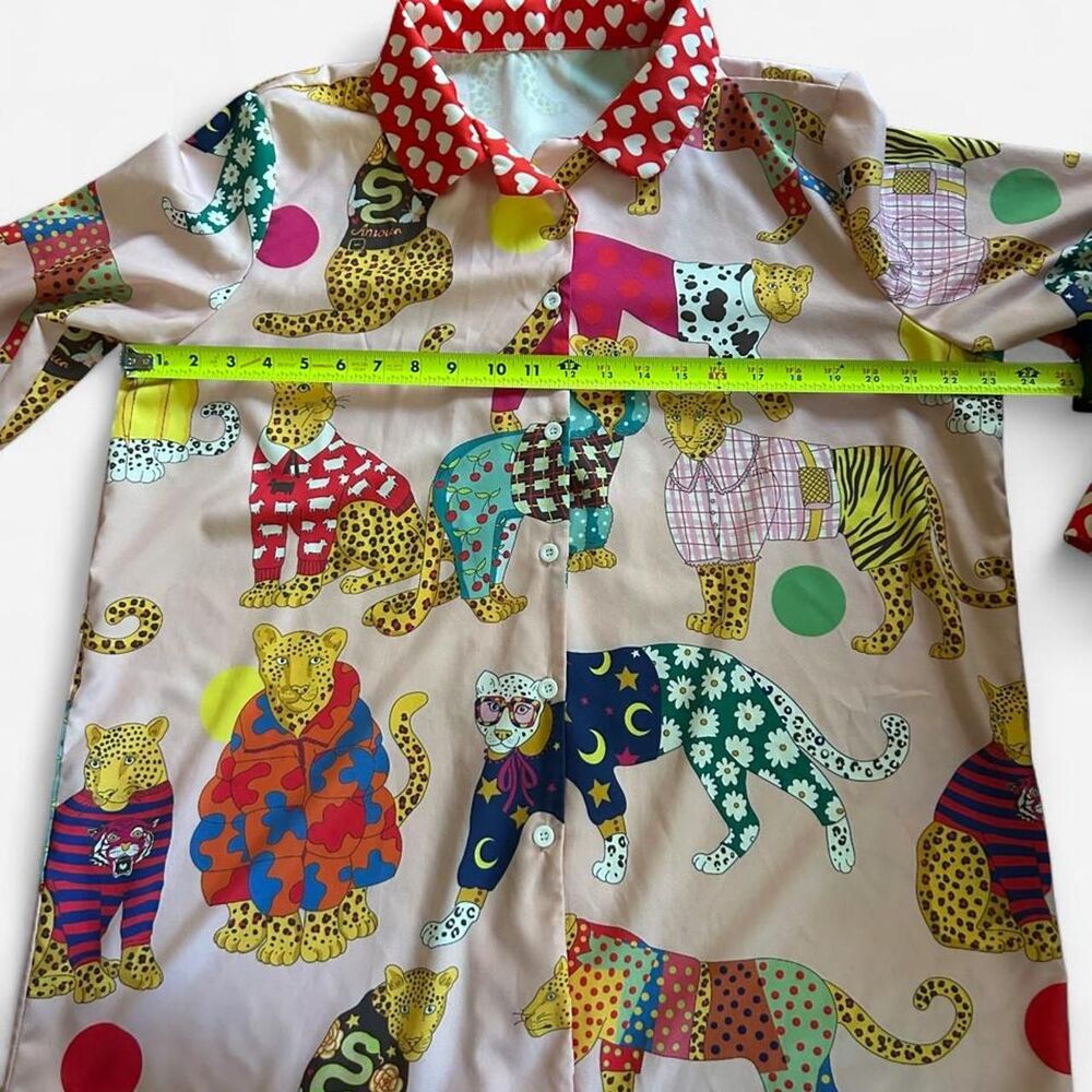 Colorful Whimsical Cat Print Button Up Blouse Novelty Shirt Size M - Picture 4 of 7